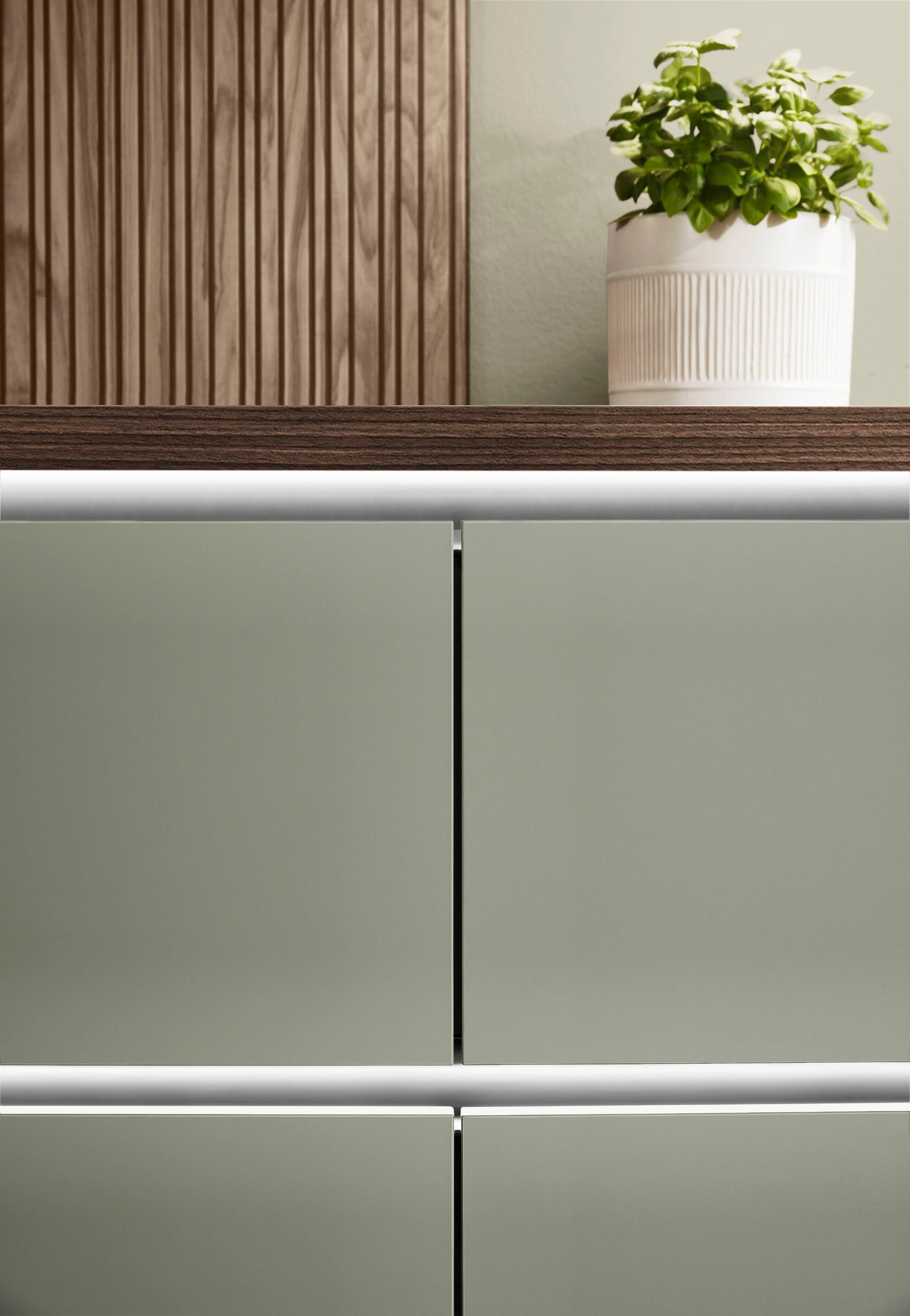 Senso 495 Lacquer, premium honed olive — detajl 2