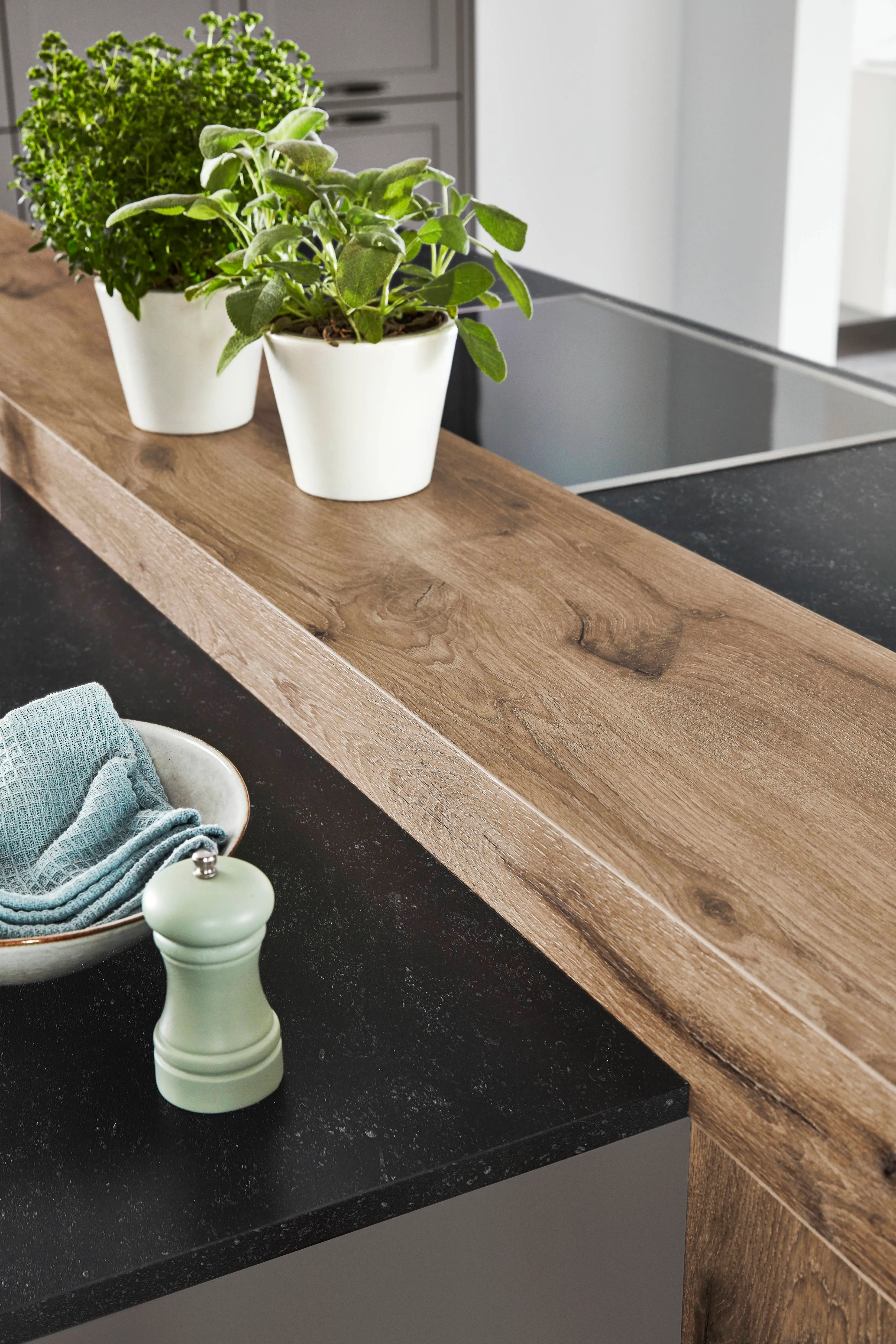Nordic 786 Lacquered, slate grey matt — ambient 5