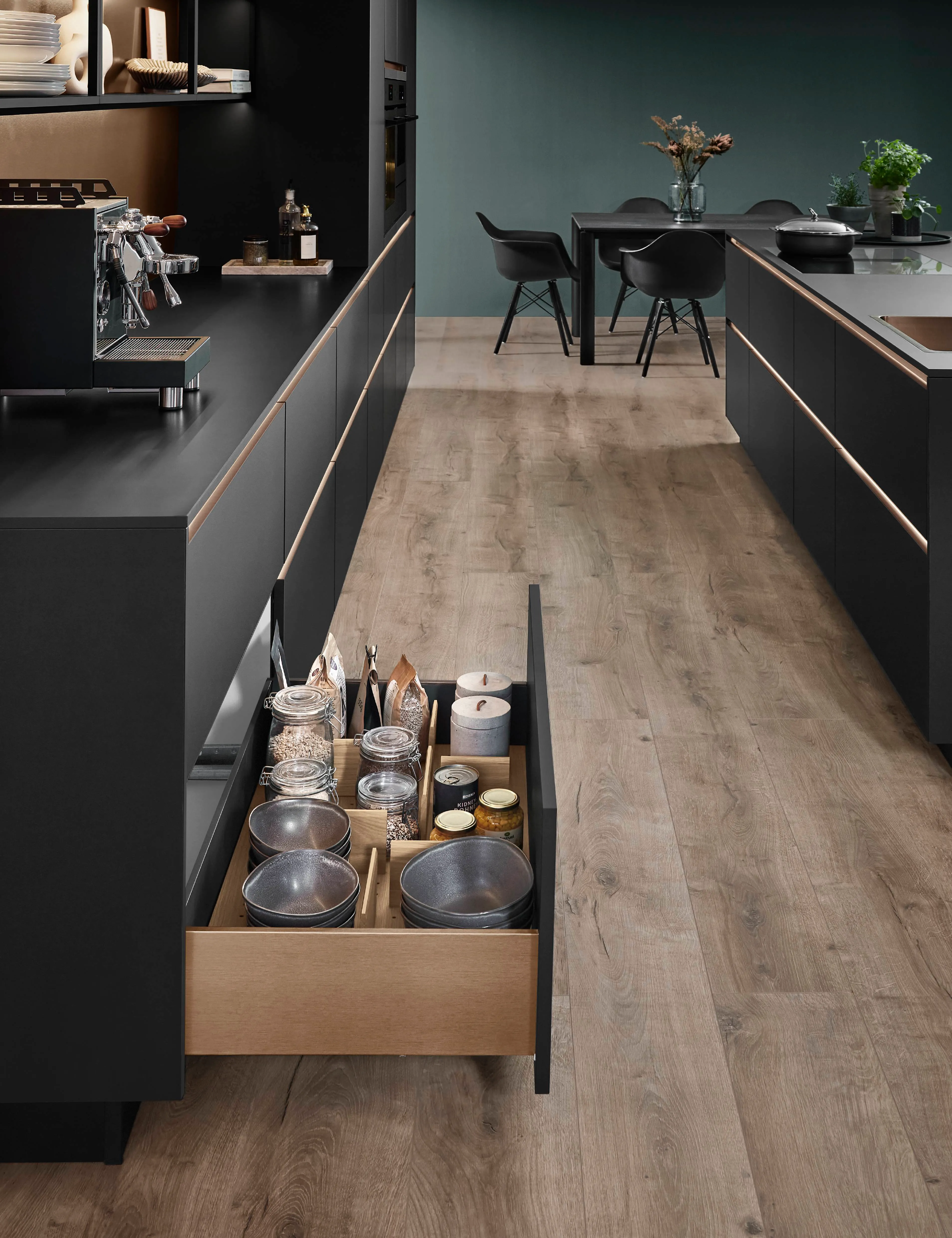 Senso 496 Lacquer, premium honed black — detajl 4