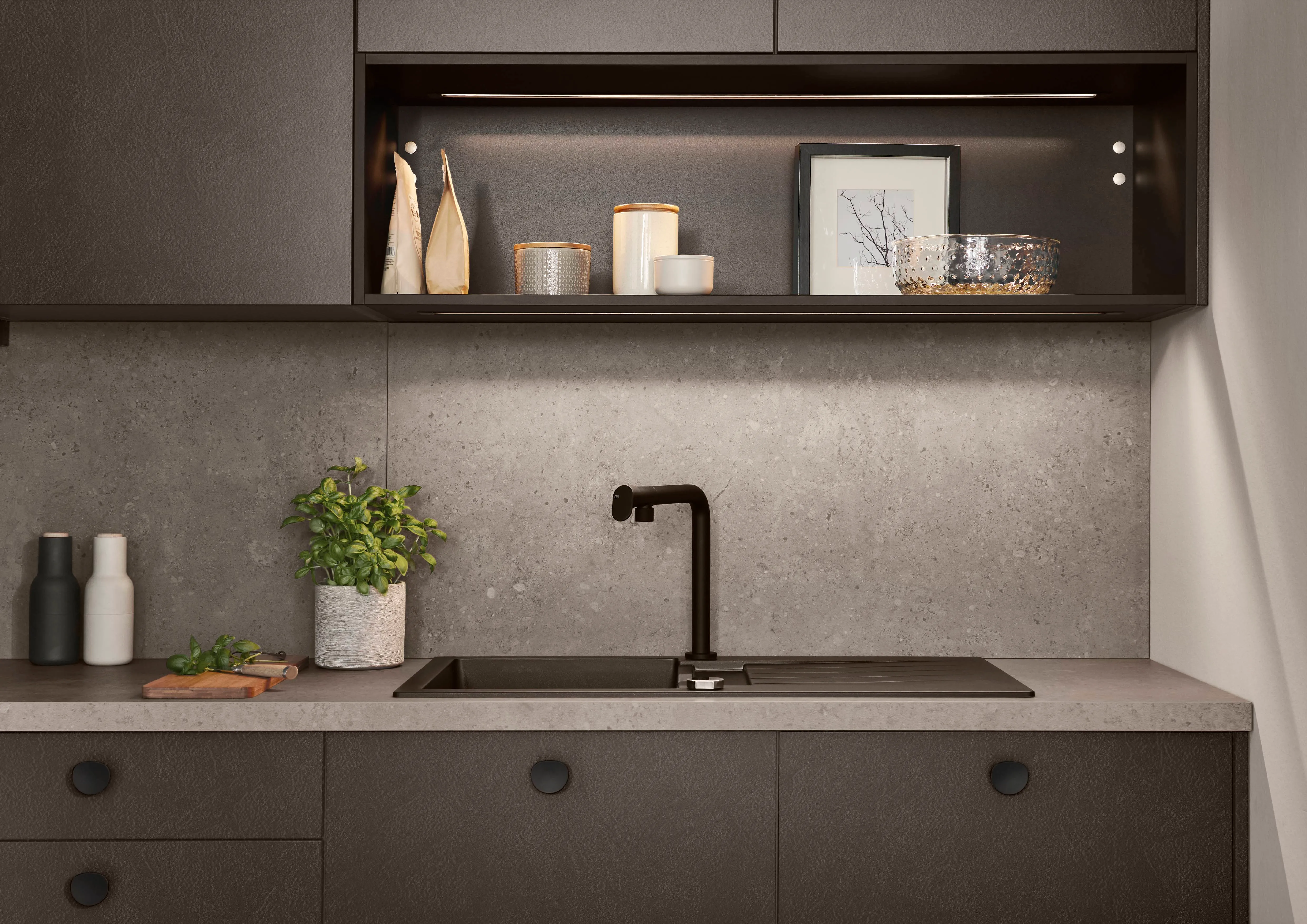 Look Brez oznake fronte — detajl 5