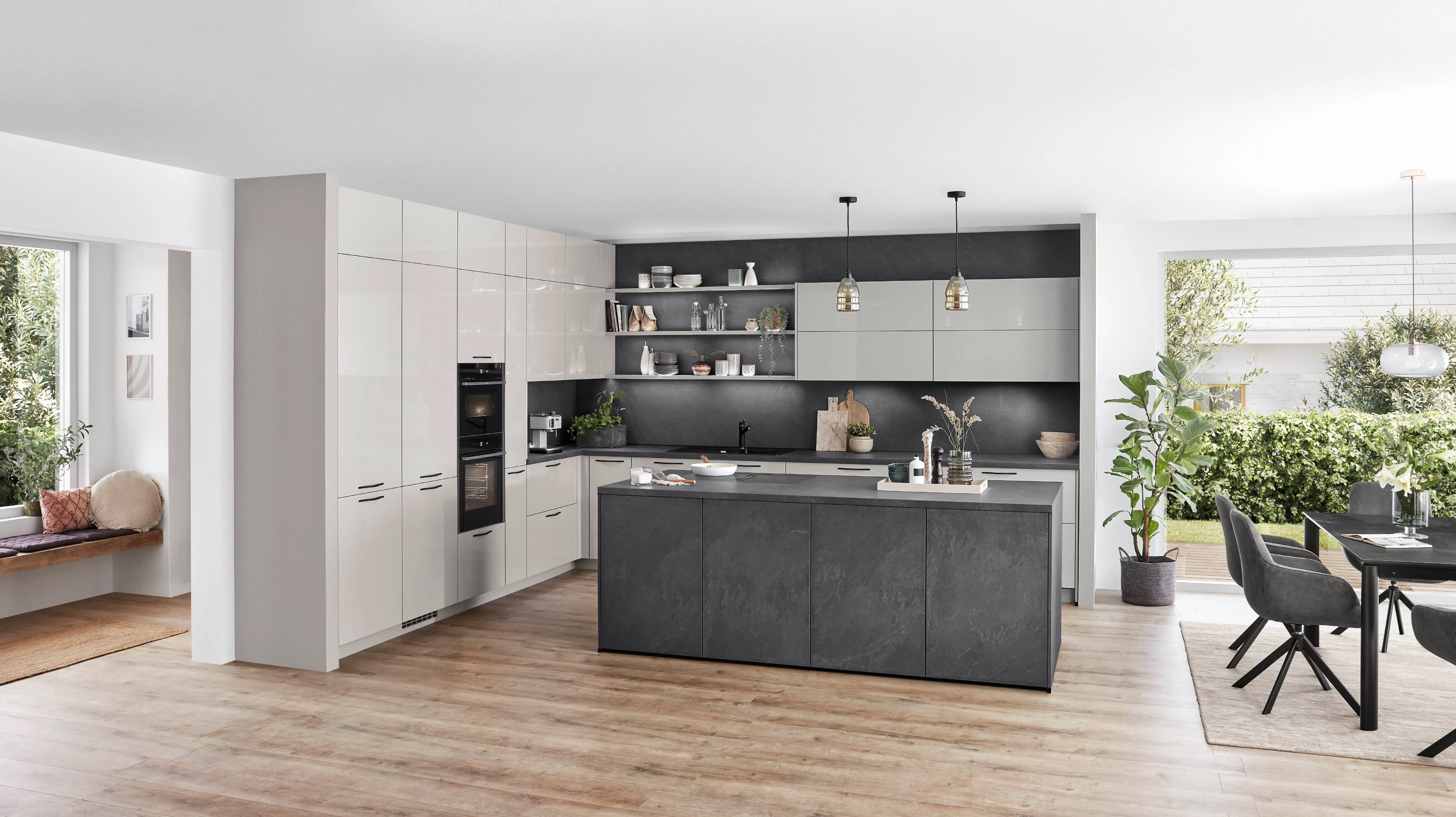 Novalux — 519 Lacquered, satin grey high gloss