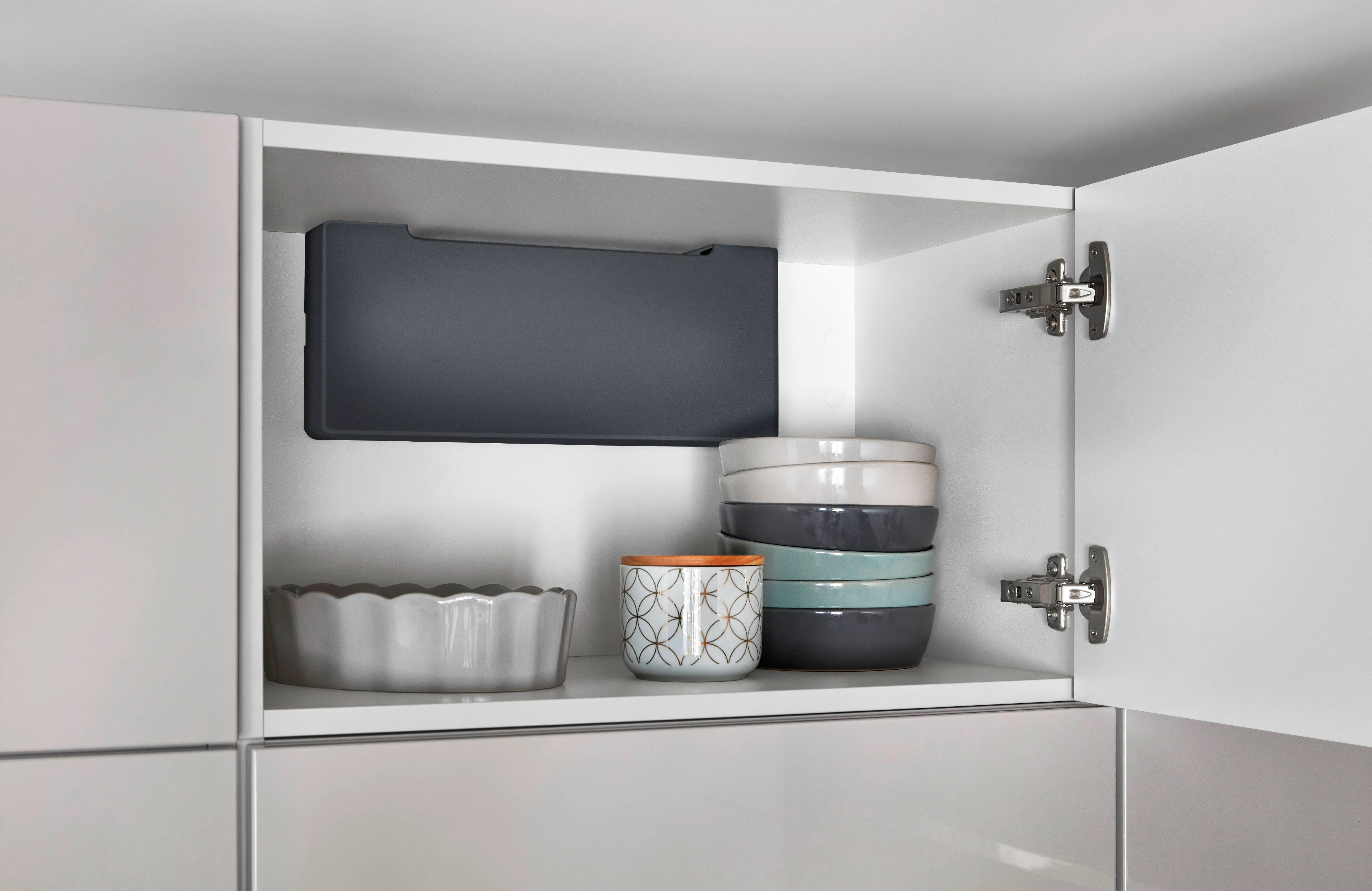 Novalux 519 Lacquered, satin grey high gloss — detajl 4