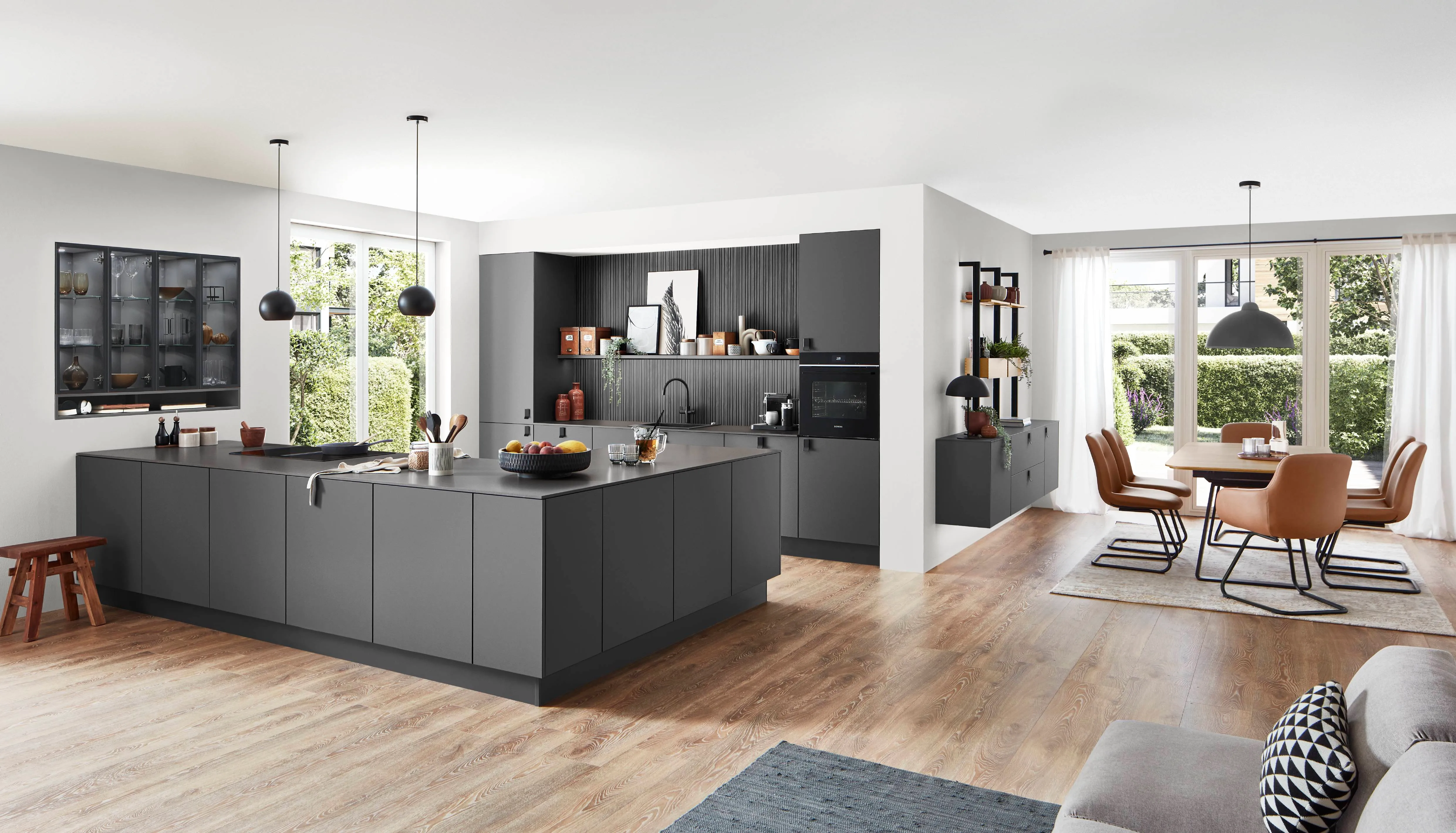 Senso 491 Lacquer, premium honed slate grey — ambient 11