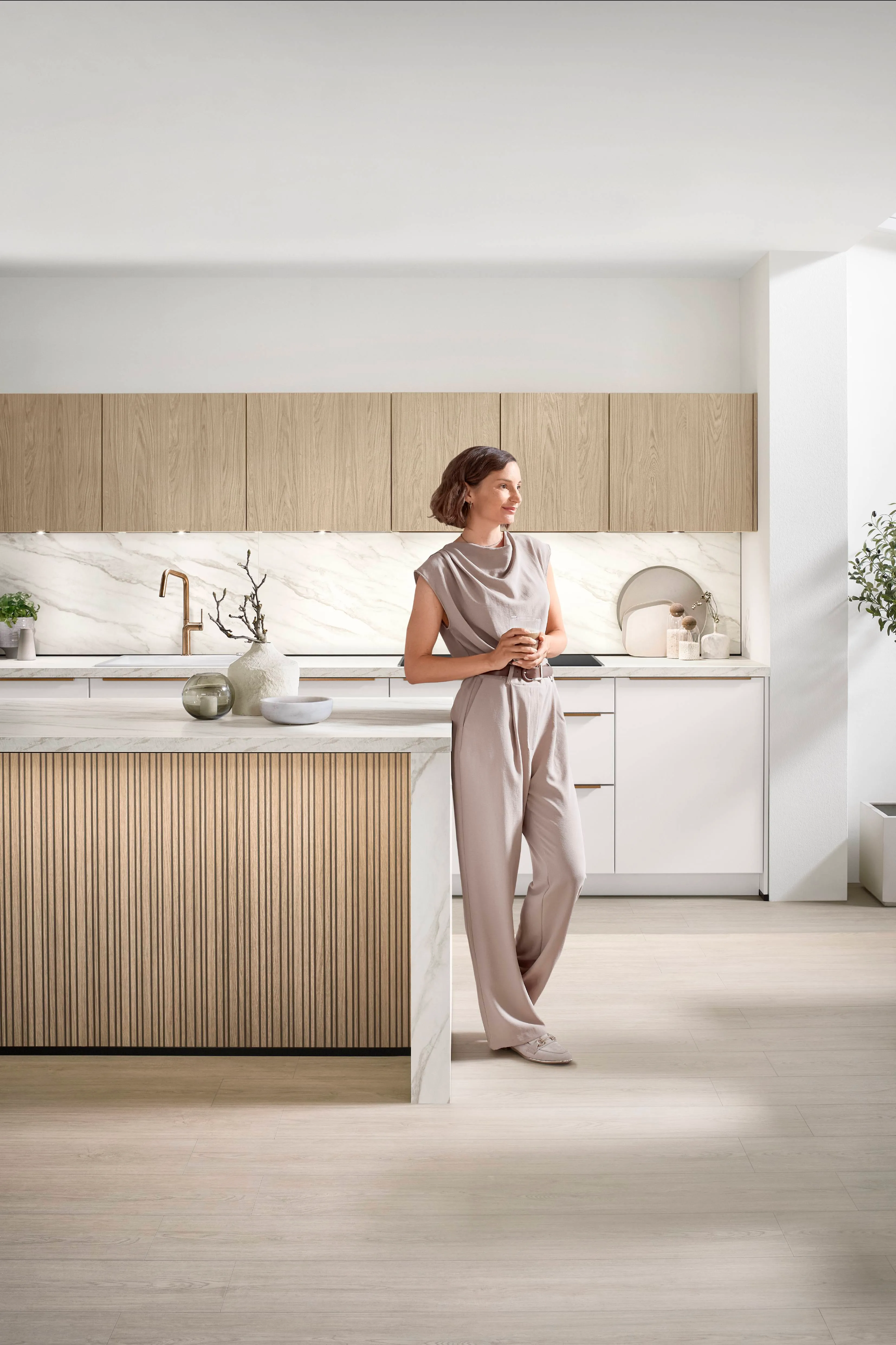 Softline 509 Lacquer, perfect honed white — ambient 9