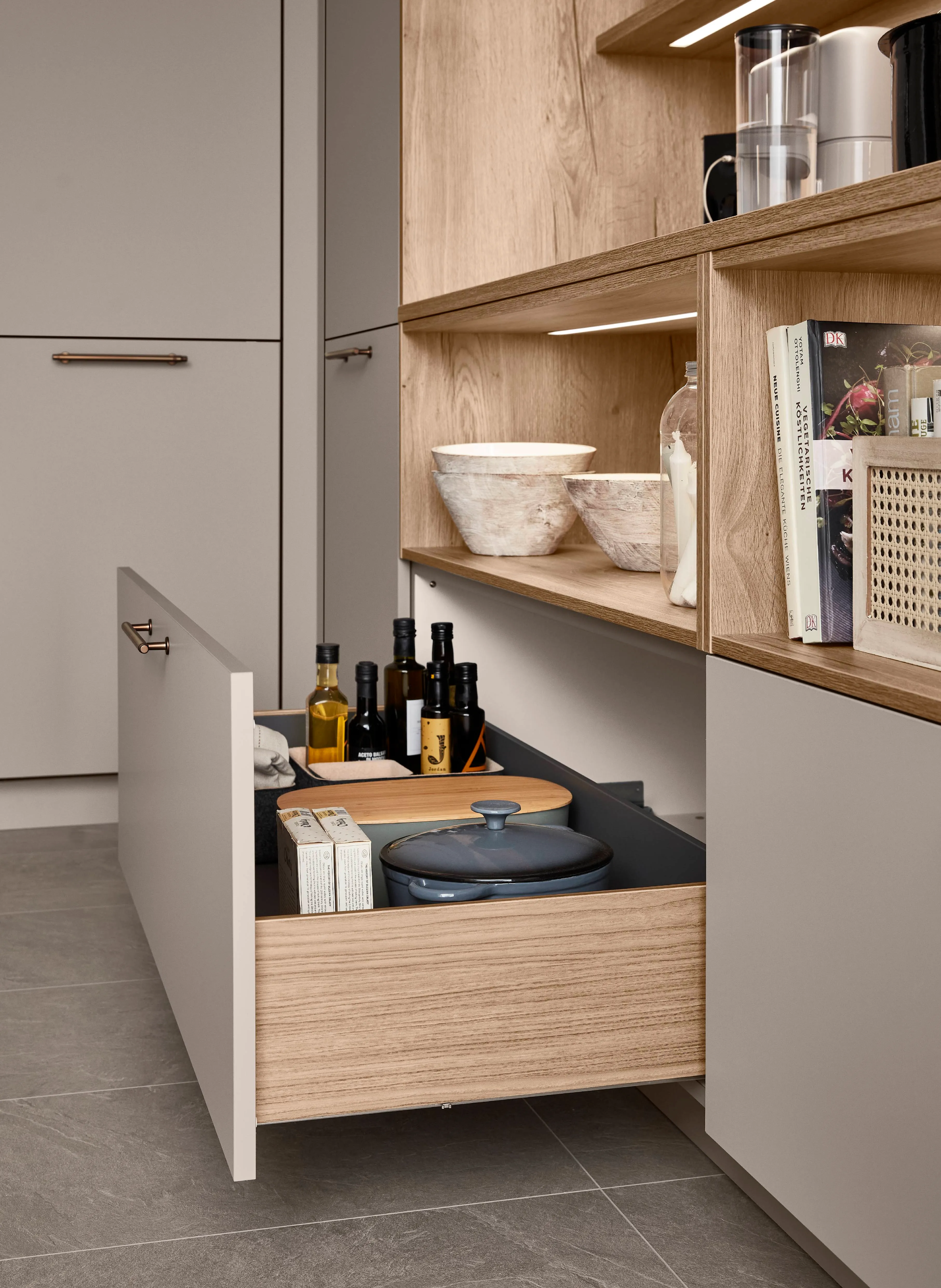 Senso 483 Lacquer, premium honed macchiato — detajl 8