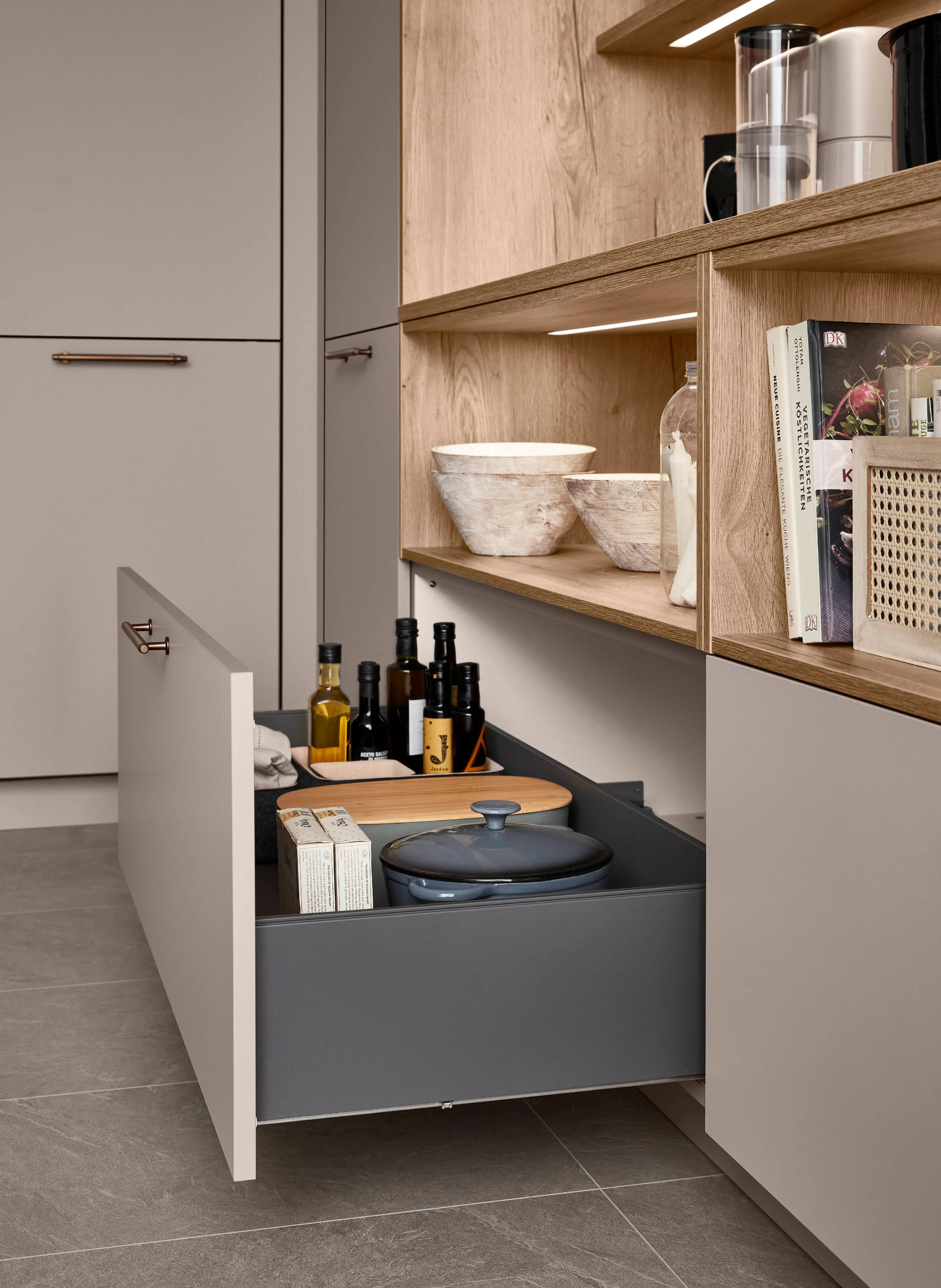 Senso 483 Lacquer, premium honed macchiato — detajl 9