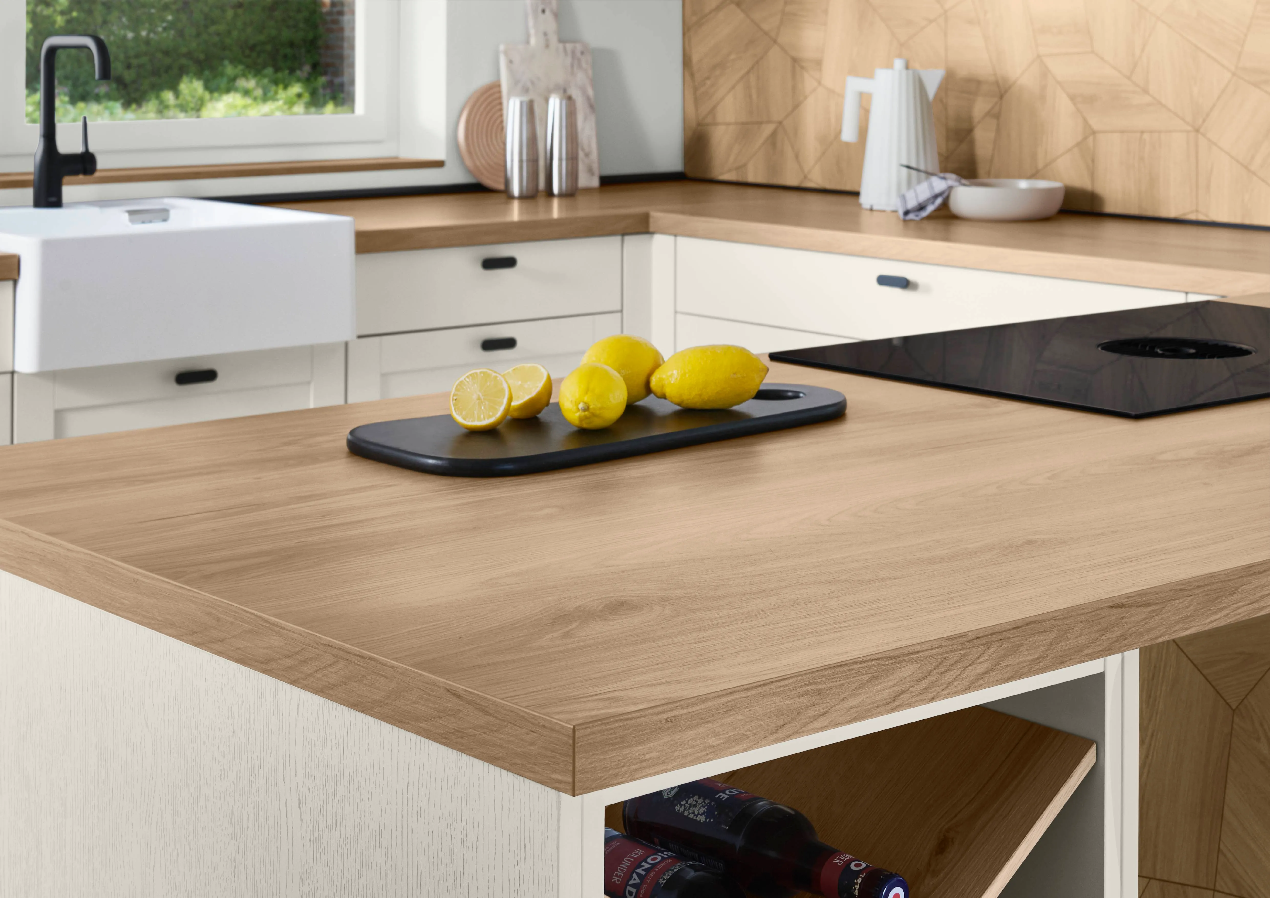 Frame 613 Lacquered laminate, white wood texture — detajl 7